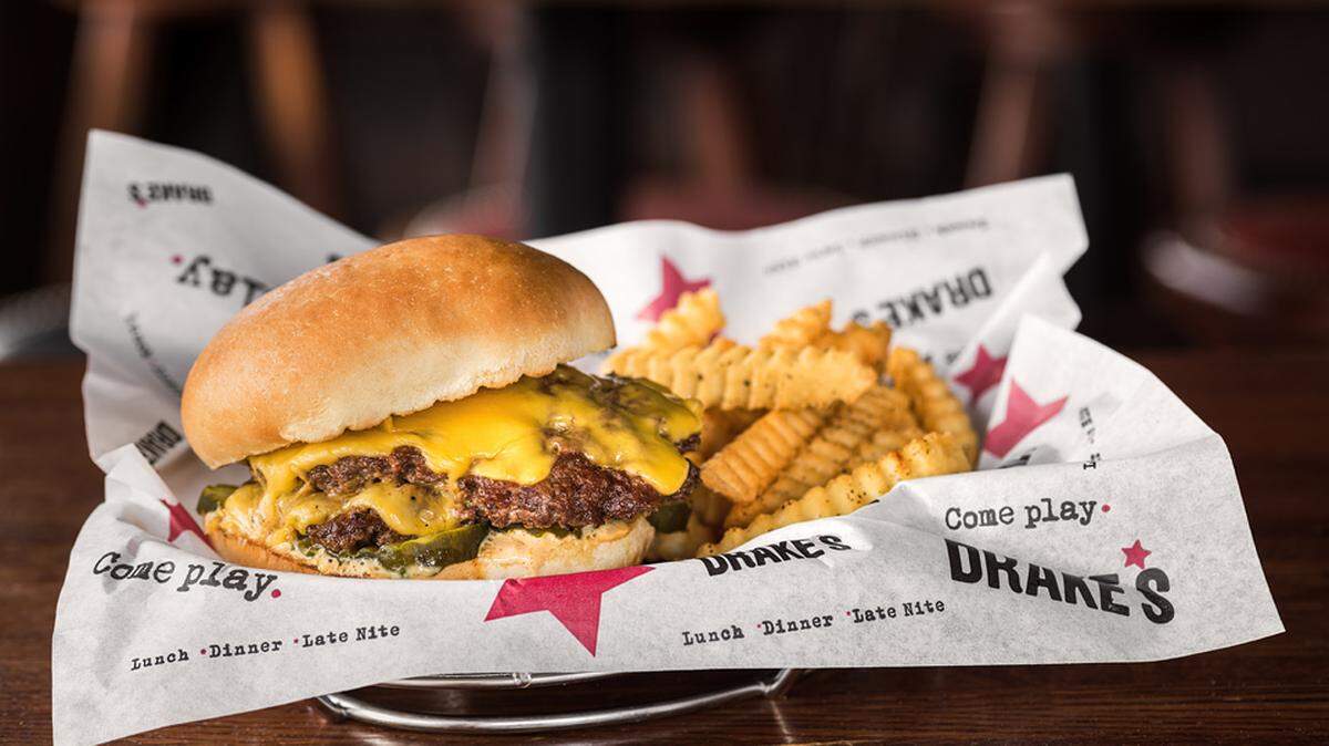 Lexington-based Bluegrass Hospitality Group is being sued for potential wage violations at its Drake’s restaurant locations.