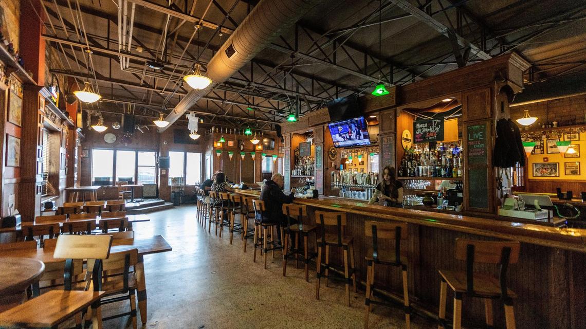 The Paddy Wagon Irish Pub has a full bar with a pub menu of burgers, sandwiches, wings and flatbread pizzas.