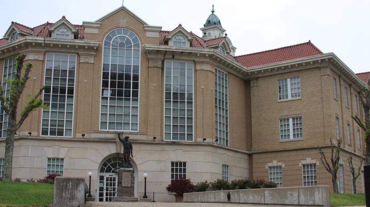 The Pike County courthouse in downtown Pikeville.