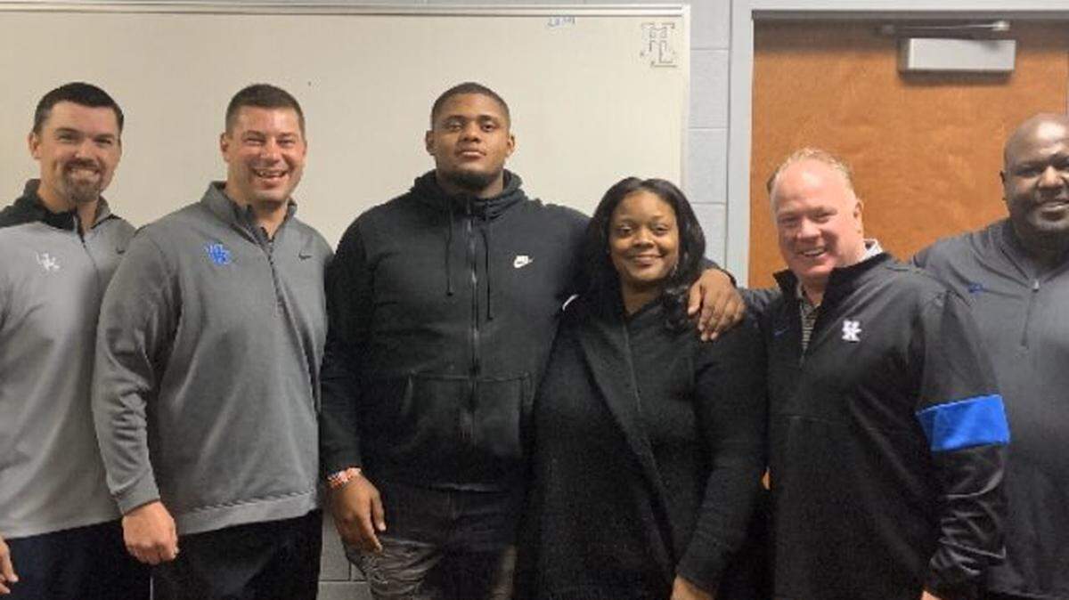 Kentucky gains commitment from another four-star prospect on National Signing Day