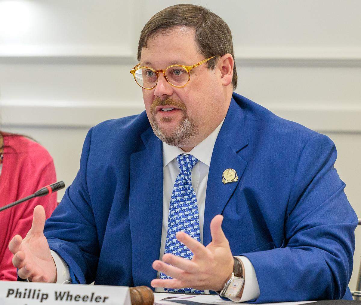 Sen. Phillip Wheeler, R-Pikeville, asks a question during a 2025 meeting of the Interim Joint Committee on Economic Development and Workforce Investment.