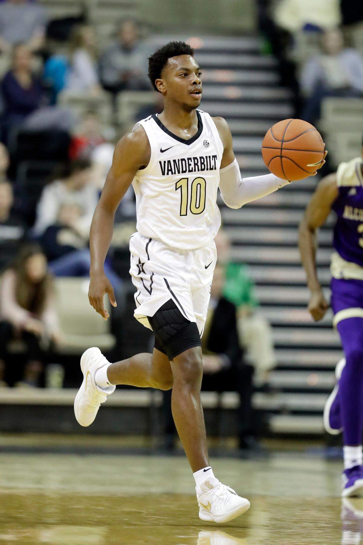 Vanderbilt Coach Bryce Drew said that when point guard Darius Garland went down “we had to do kind of a 180 and change some things up in the last month.”