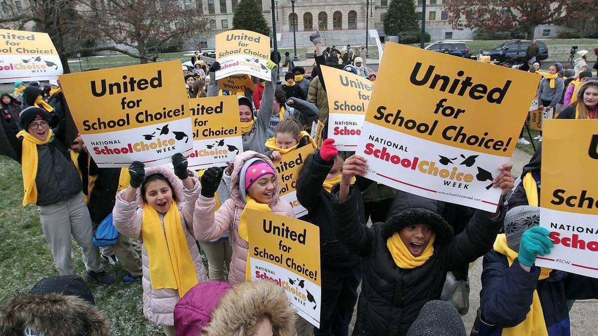 Students gathered at a school choice rally in Frankfort in 2019.