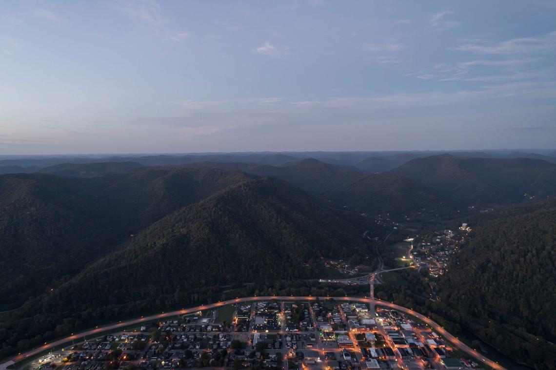 Pine Mountain State Resort Park is located above Pineville.