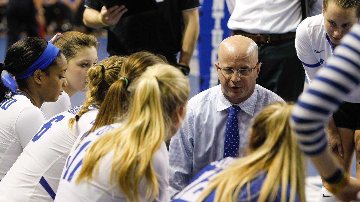 Kentucky volleyball coach Craig Skinner has led the Wildcats to 14 consecutive victories after Wednesday night’s first-place SEC showdown win over Florida in Memorial Coliseum.
