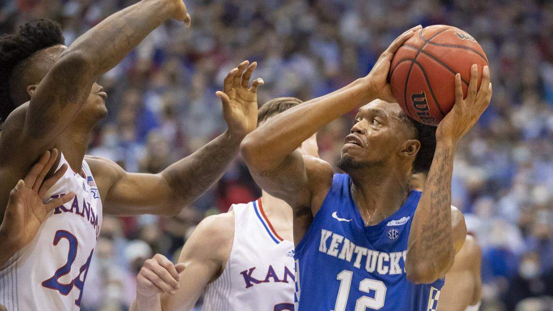 Keion Brooks and Oscar Tshiebwe co-star as Kentucky crushes Kansas