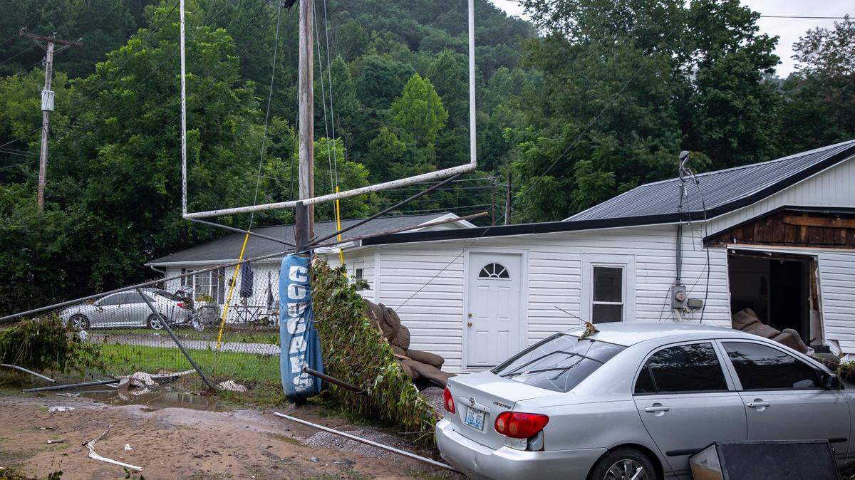 Flash flooding damaged buildings and vehicles near the Whitesburg Middle School football field. High school football coaches in the area discussed how their teams are coping in the wake of the natural disaster.