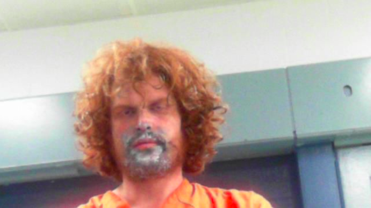 A West Virginia man named Glenn Casdorph is charged with felony malicious wounding after allegedly beating his mom with a spatula. He had huffed spray paint and was arrested with a face covered in paint, cops say.