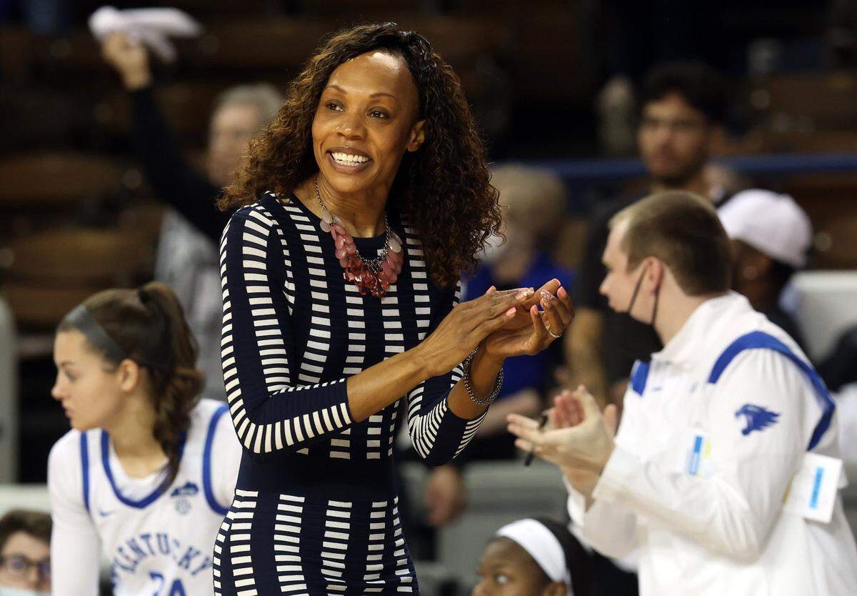 Kyra Elzy has secured UK’s first commitment in the class of 2023, from Jordy Griggs, a four-star wing from California.