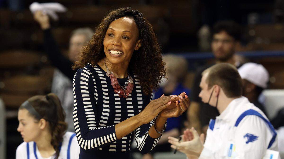 Nine high school players have recorded offers from UK women’s basketball and Coach Kyra Elzy since the end of April.