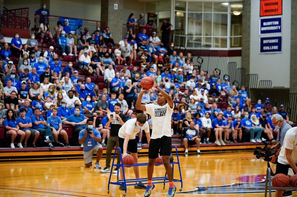 Kentucky’s TyTy Washington took a shot at the Fans First Fan Fest at Transylvania University on Saturday.