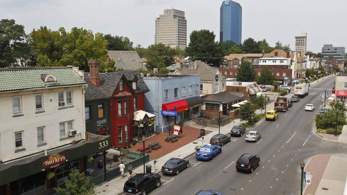 South Limestone between Euclid Avenue and Vine Street got a complete makeover in a yearlong project from 2009 through 2010 that buried utility lines, replaced sewers, widened sidewalks and added a bike path, curbside rain gardens and new lights and trees. 