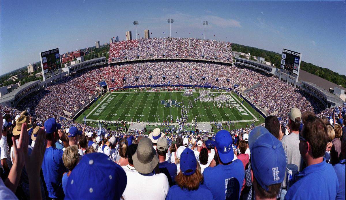 A panoramic view of Commonwealth Stadium before the UK vs UL  football game Saturday Sept. 4, 1999. This was the first game in  the newly renovated Commonwealth Stadium. Photo by Charles Bertram  | Staff