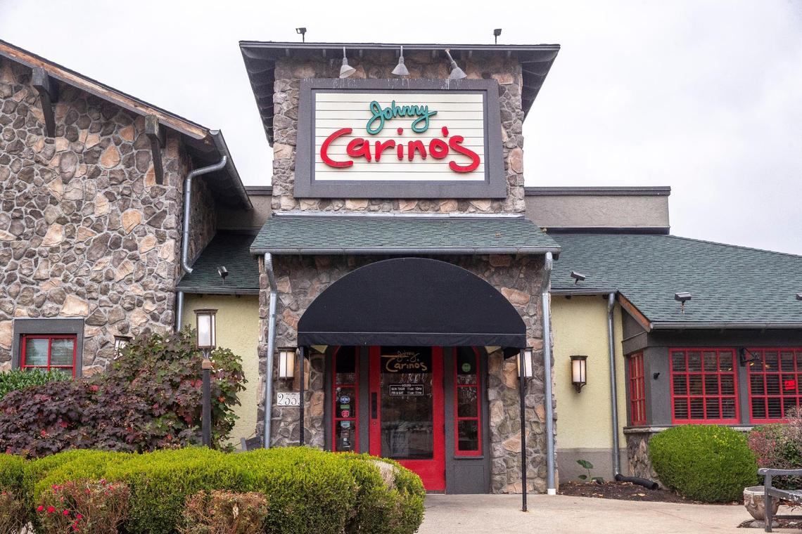 Johnny Carino’s, 2333 Sir Barton Way