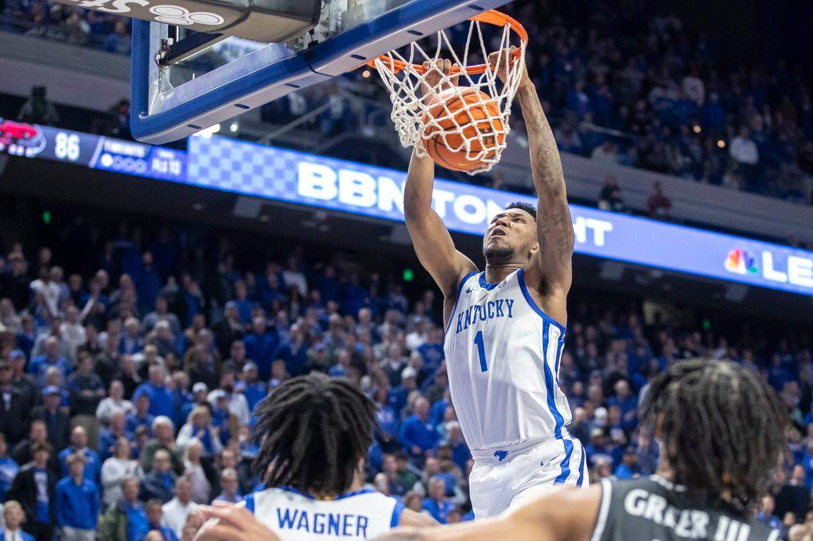 Kentucky freshman Justin Edwards (1) and the Wildcats will face a North Carolina Wilmington team that has already beaten one team from the commonwealth in 2023-24. On Nov. 20, the Seahawks defeated Murray State 83-81 in overtime.