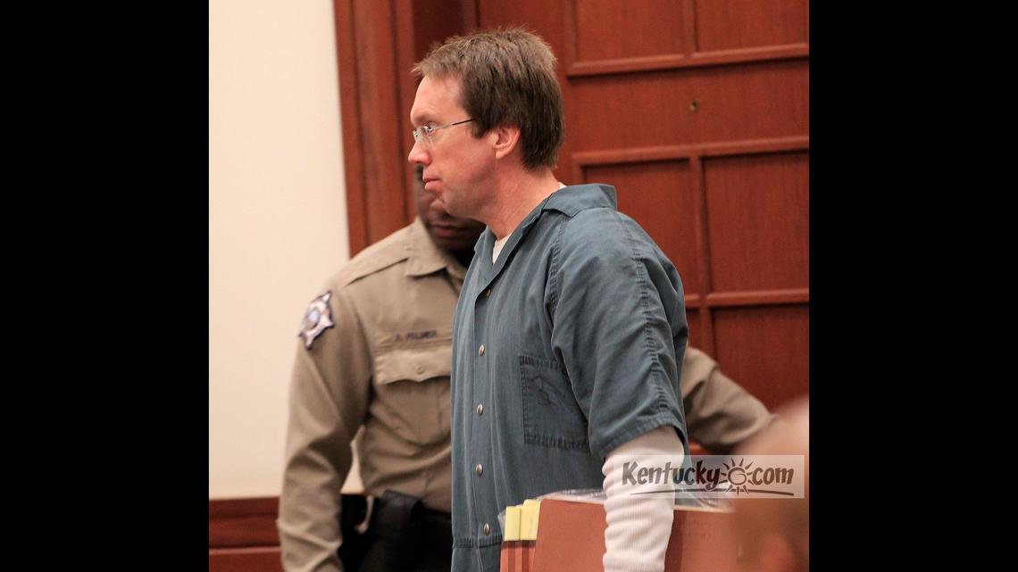 Donald Southworth enters Fayette Circuit Court after a jury convicted him of murder. His conviction was later overturned, though he pleaded guilty to a lesser offense in his wife’s death.
