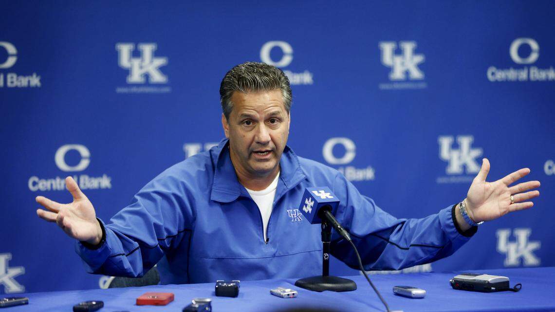 Kentucky's John Calipari repeated his desire to coach a 40-0 team during his career but dispelled the notion that it's an all-or-nothing mission statement.    