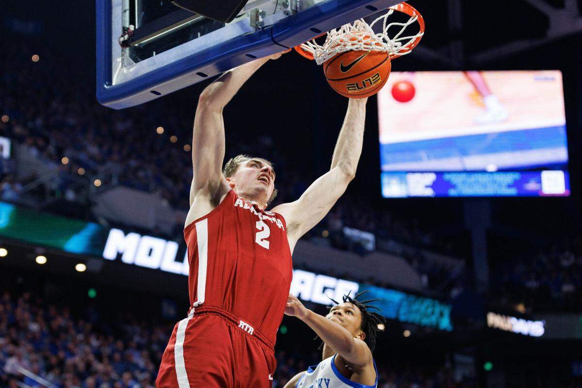 Alabama forward Grant Nelson (2) had his best game of the season against Kentucky in the Crimson Tide’s 102-97 win over the Wildcats on Jan. 18 in Rupp Arena. Nelson had 25 points, 11 rebounds and two assists in the win over UK.