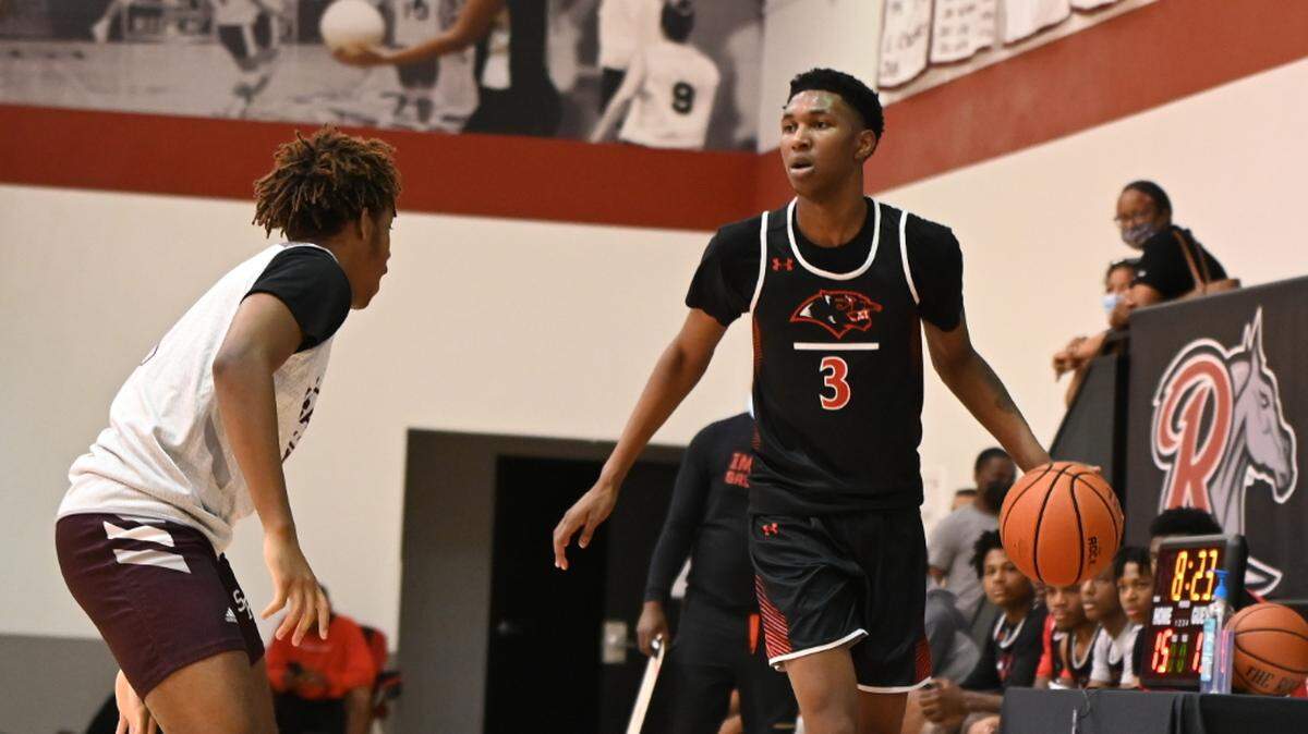 Justin Edwards is a standout player for Imhotep Charter (Pa.) and won a Peach Jam title with Team Final over the summer.
