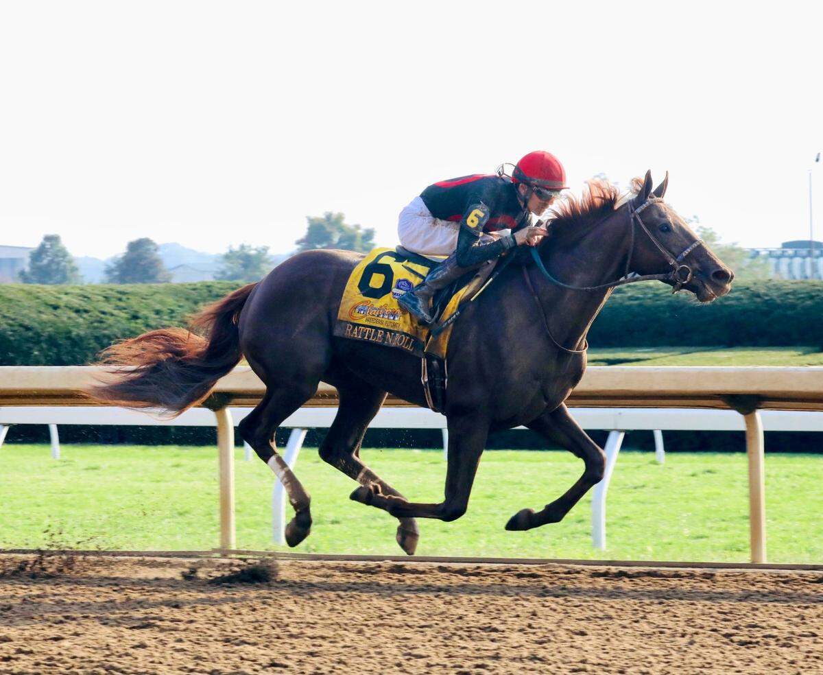 Brian Hernandez Jr. guided Rattle N Roll to a 5-length victory for Lexington trainer Kenny McPeek in the $500,000, Grade 1 Claiborne Breeders’ Futurity Stakes for 2-year-olds at Keeneland in October 2021. Rattle N Roll is back in Lexington for Saturday’s Blue Grass Stakes.