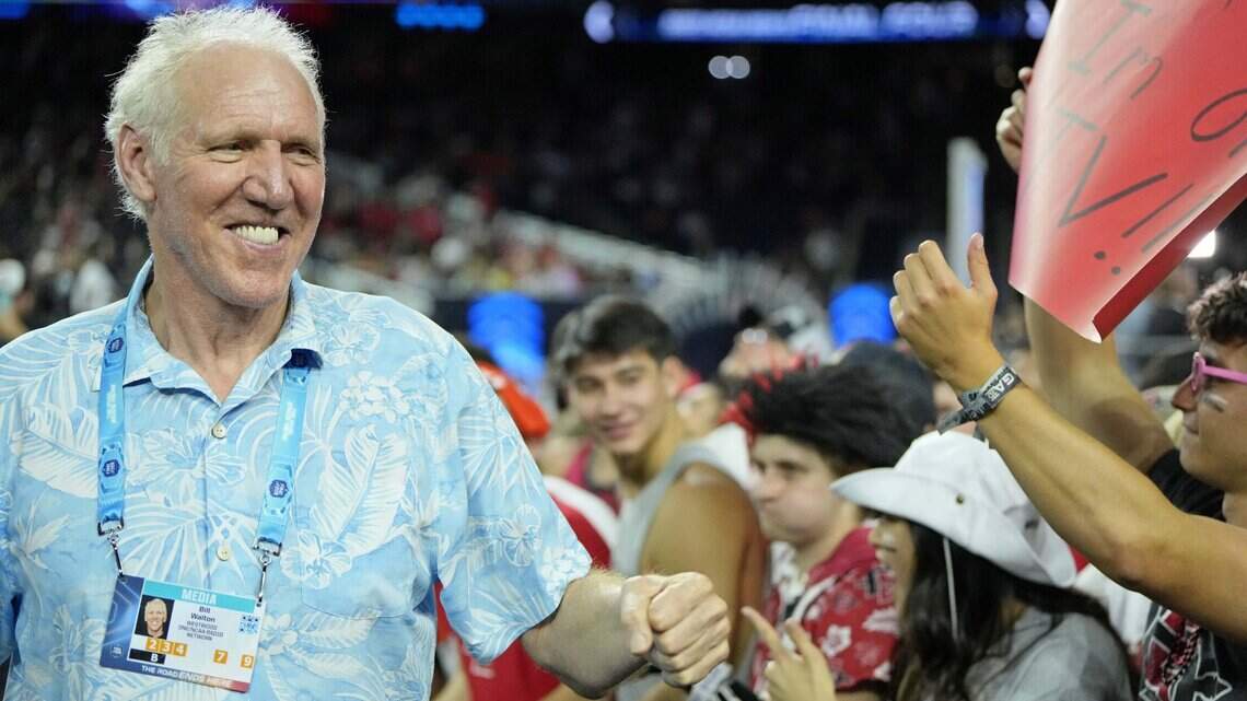 The one time the great Bill Walton was color analyst on a Kentucky basketball game