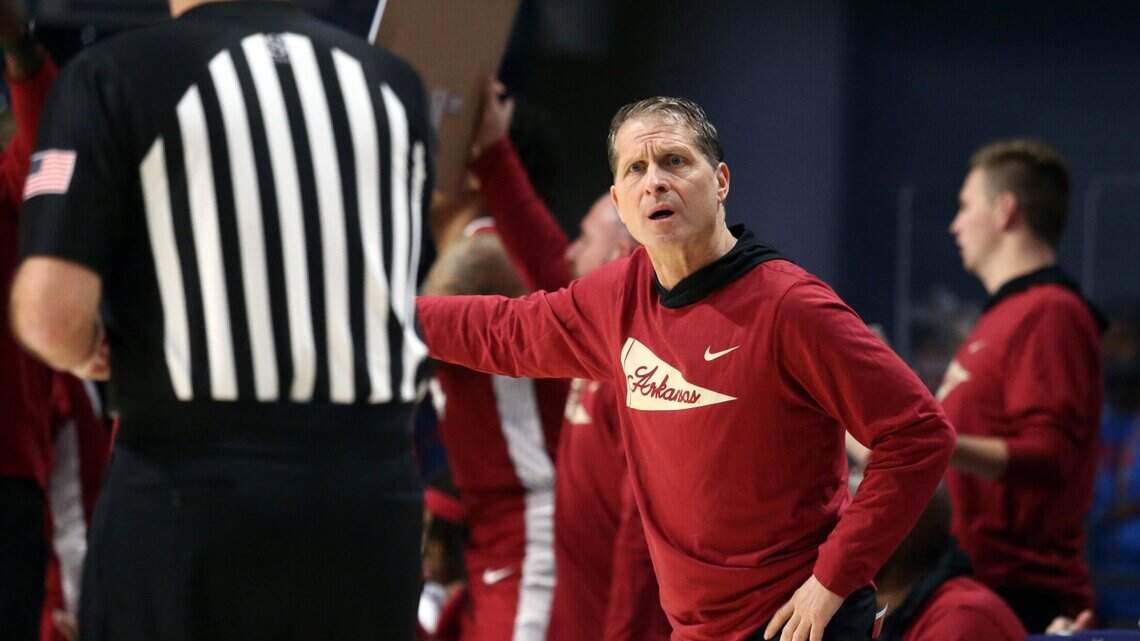 What’s happened to Arkansas basketball? We asked someone who would know.