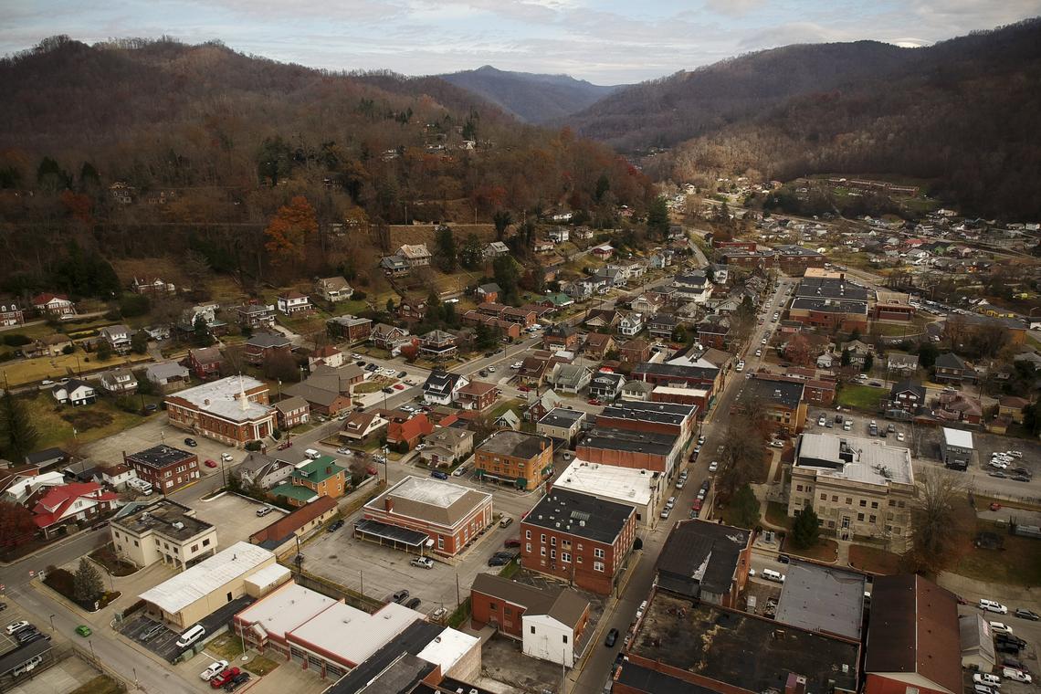 Harlan Ky., Thursday, Nov. 28.