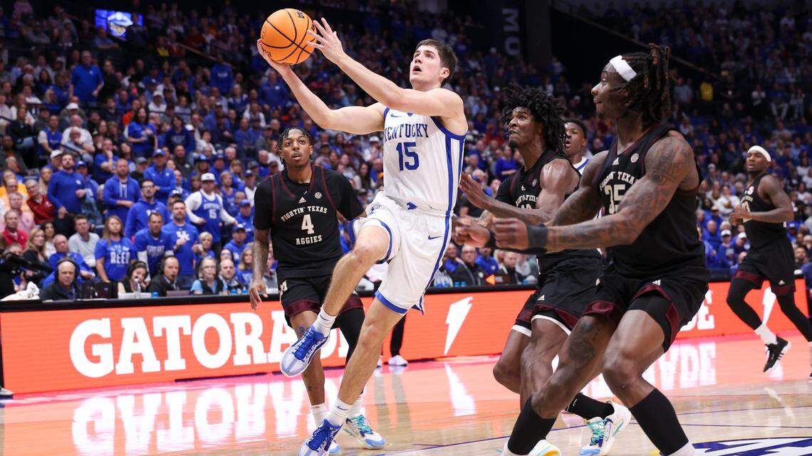 How No. 3 seed Kentucky and No. 14 seed Oakland match up — with a game prediction