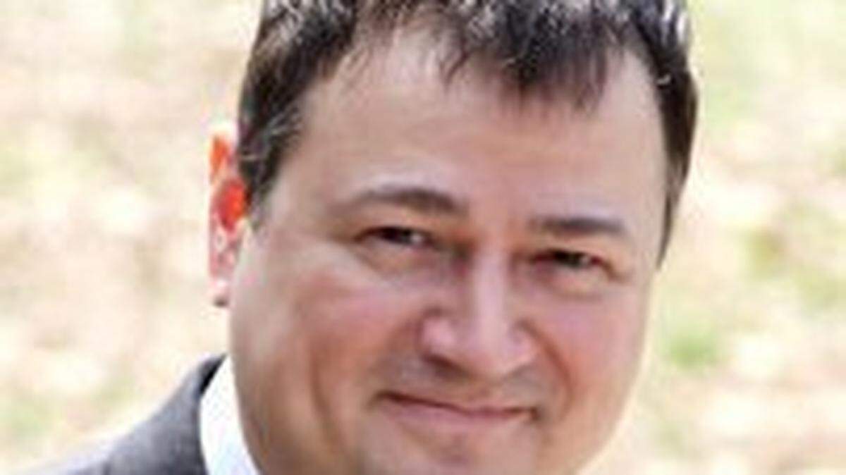 Gary Houchens is a professor at Western Kentucky University