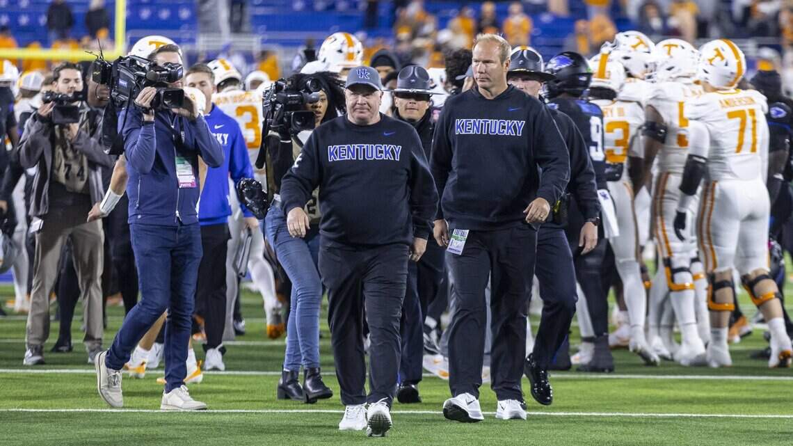 Kentucky football coach Mark Stoops will not return in 2026 | Lexington ...
