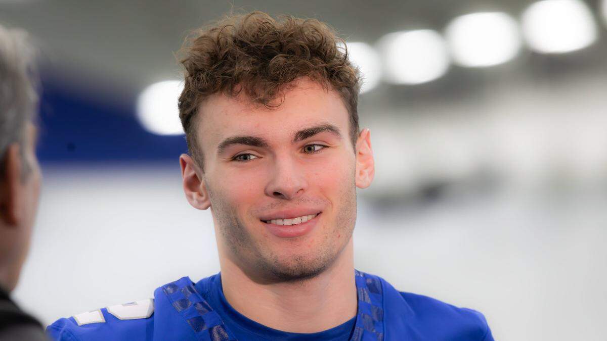Kentucky freshman quarterback Stone Saunders (12) is Pennsylvania high school football’s all-time leader in passing yards (13,791), passing touchdowns (204) and pass completions (781).
