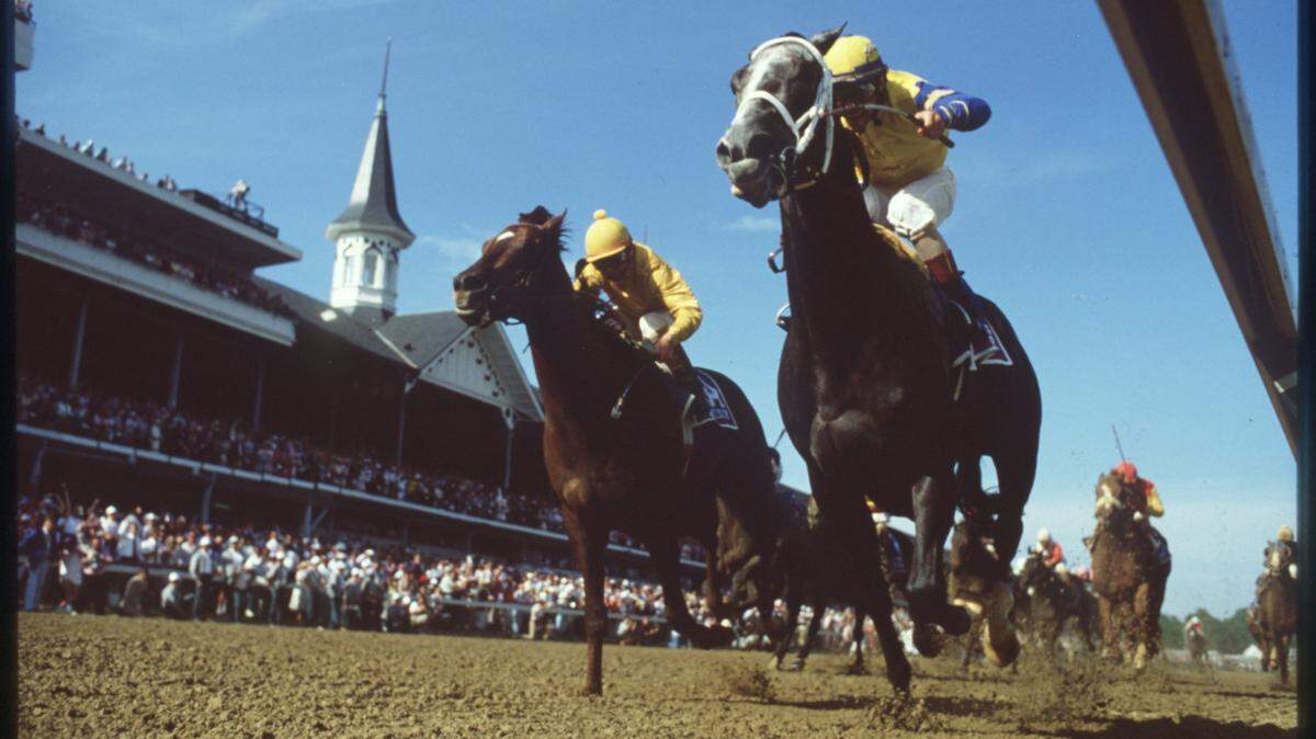 Jockey Gary Stevens and Winning Colors, right, got to the finish line first in the 1988 Kentucky Derby, the first of four wins in the Run for the Roses for trainer D. Wayne Lukas.