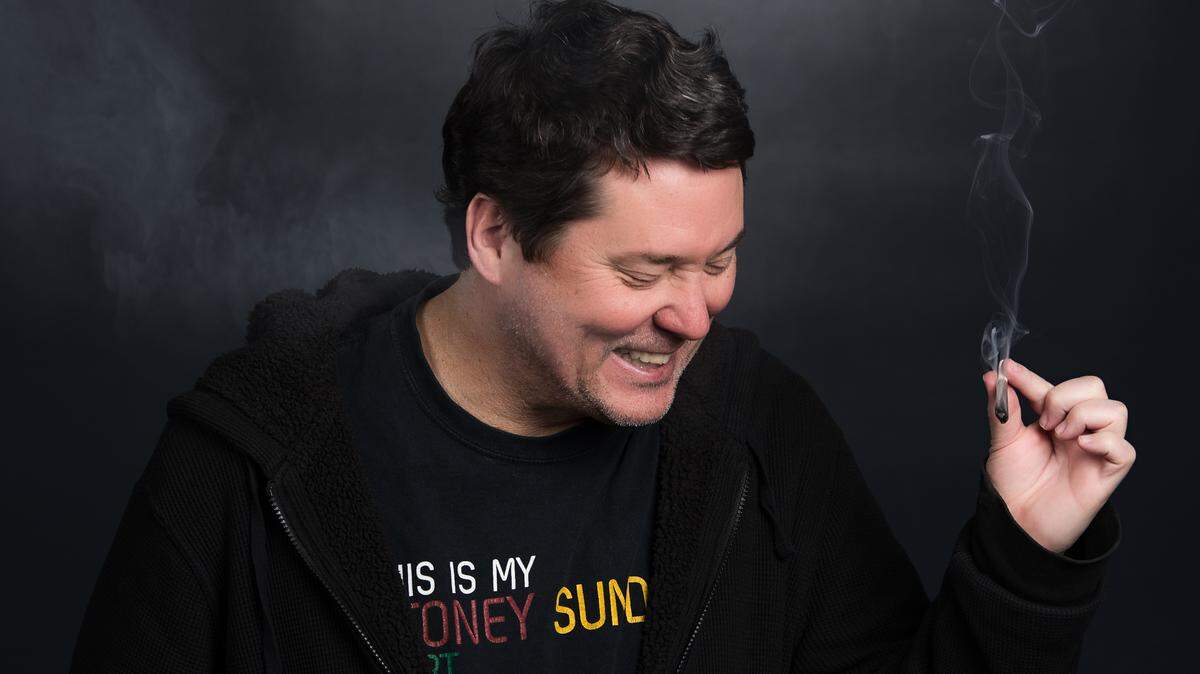 Comedian Doug Benson, famous for doing standup stoned, will do his “Doug Loves Movies” podcast live from Comedy Off Broadway in Lexington on May 7.