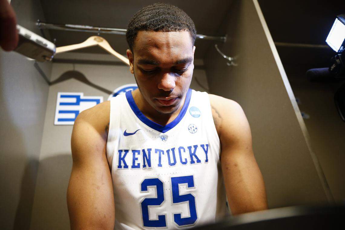 Kentucky Wildcats forward PJ Washington (25) in the locker room following Kentucky’s 77-71 overtime loss to Auburn in the NCAA Tournament Elite Eight at the Sprint Center in Kansas City, Mo., Sunday, March 31, 2019.