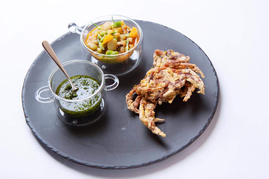 Kelsey’s third course: Soft-shelled crab, with field peas and a pistou dipping sauce. This was the one dish that really gave her trouble and the judges didn’t all care for it. Some thought the crab wasn’t very good or fresh.