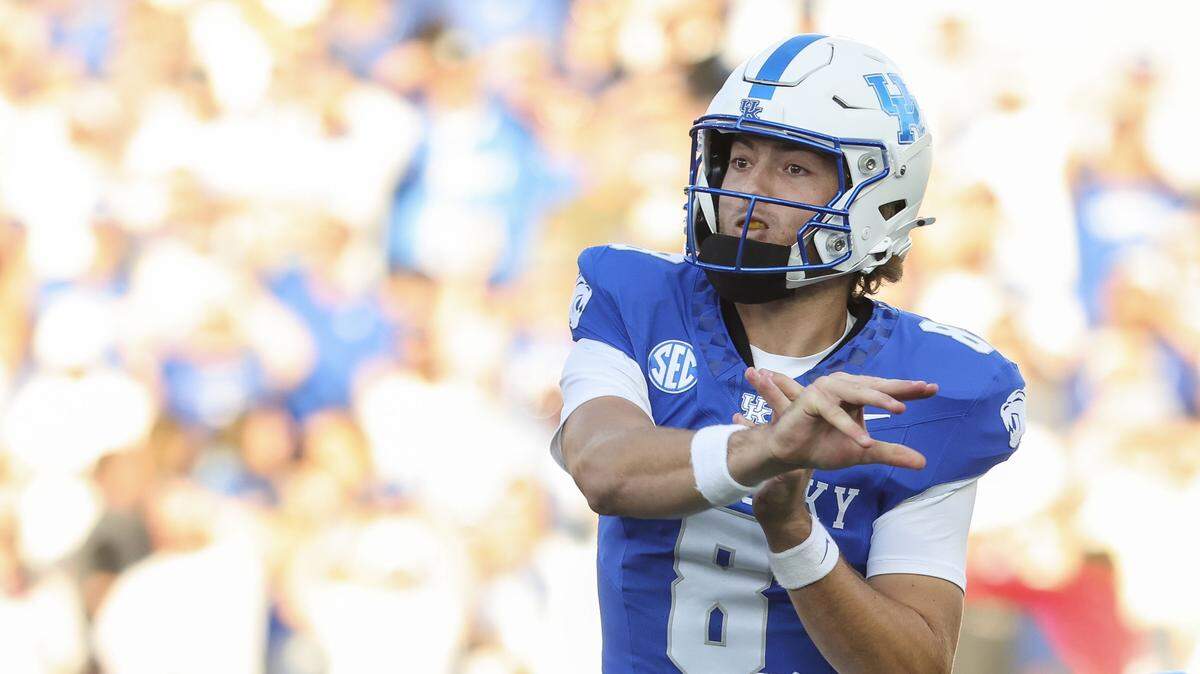 With Zach Calzada injuring a shoulder in Kentucky’s 30-23 loss to No. 20 Mississippi, ex-Lexington Christian Academy star Cutter Boley (8) could start at quarterback when the Wildcats play host to Eastern Michigan on Saturday night.