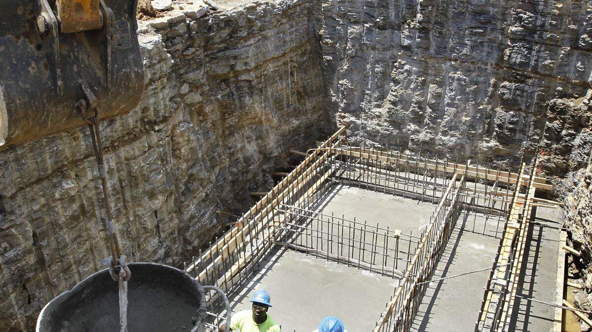 Employees with W. Rogers Company worked on building a new Deep Springs Sewer Pump Station at 467 Anniston Drive Tuesday. Before plans can begin on the overhaul of Lexington's sewer system, the city must choose the size of storm event it wants to be capable of handling, and that will decide the cost.  