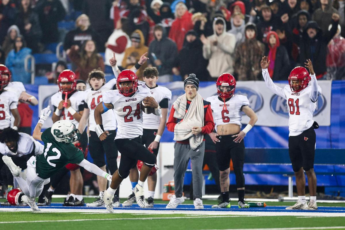 Mayfield’s Jutoriaus Starks was named MVP of Friday’s Class 2A state championship game after rushing for 194 yards and four touchdowns.