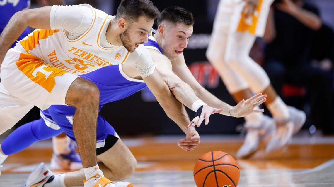 Box score from Kentucky basketball’s 63-56 victory at No. 5 Tennessee