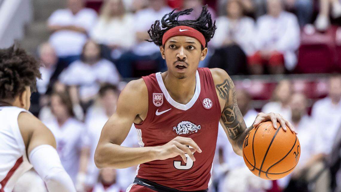 Arkansas guard Nick Smith Jr. was named the SEC freshman of the week Monday after two high-scoring games last week.