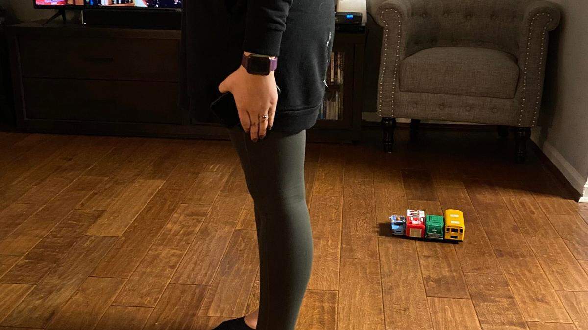 Manika Musgrove said this photo was taken of her daughter before school Friday to make sure she met Scott County Middle Schools dress code about leggings. Musgrove said her daughter and several other girls were found in violation of the code. Photo provided.