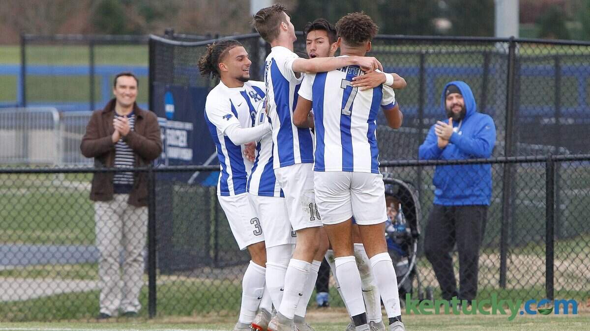 Kentucky players celebrated during their 4-0 victory against Portland during the second round of the NCAA Tournament in Lexington on Sunday.