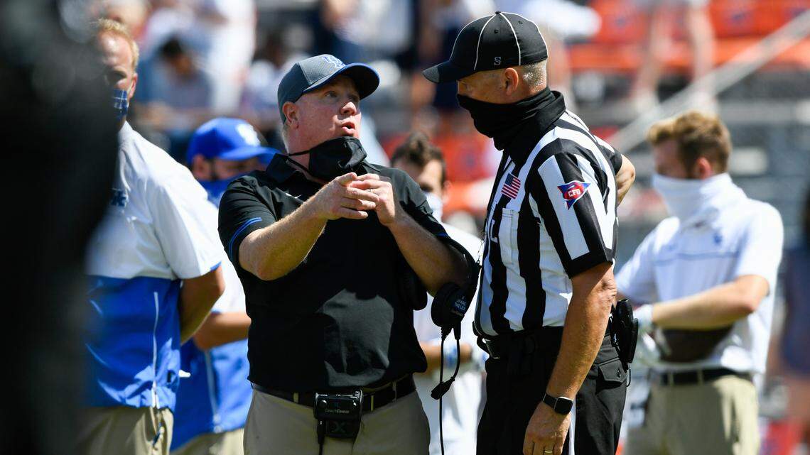 Controversial call kills Kentucky’s momentum at halftime. ‘That’s the wrong call.’