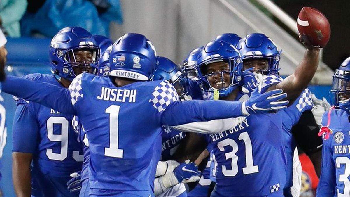 Kentucky gets its 1st win, and its doubted defense was the main reason why