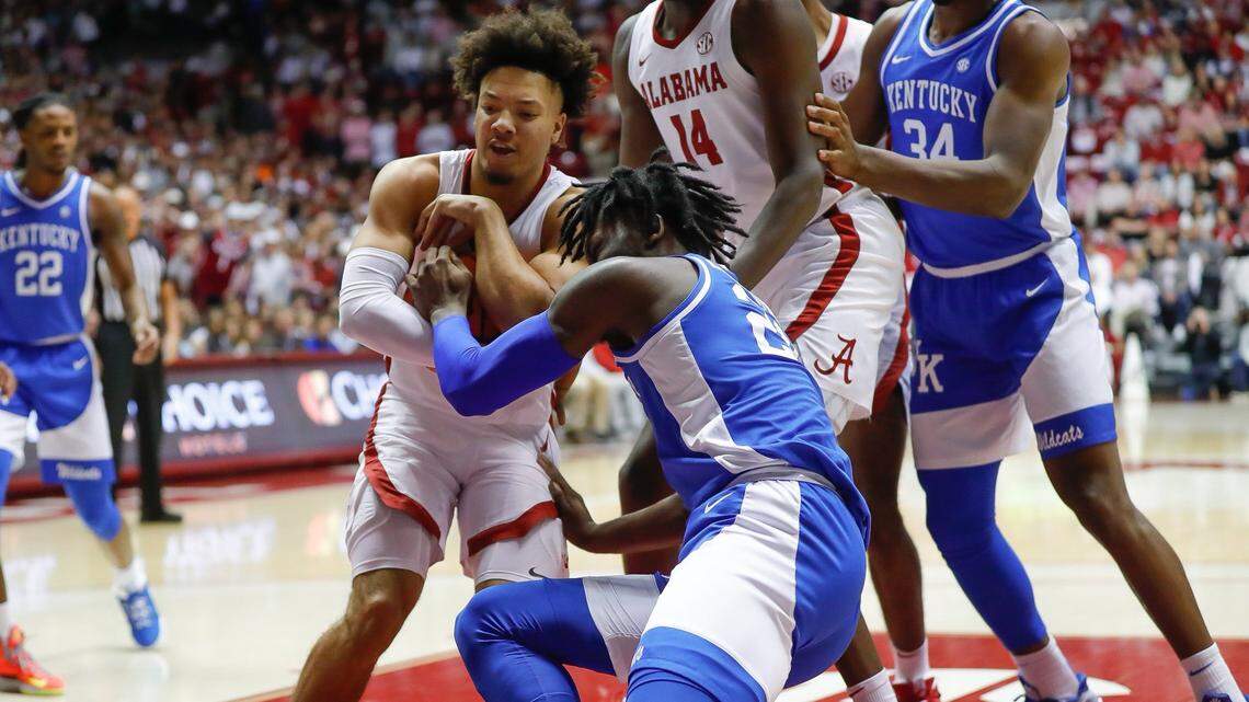 Live updates: Kentucky Wildcats at Alabama Crimson Tide college basketball