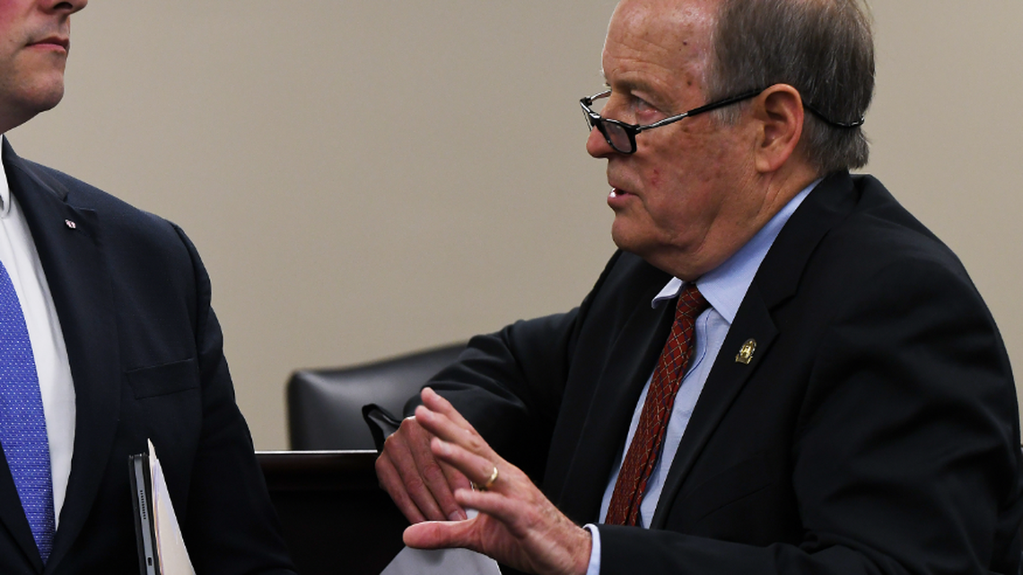 With last-minute amendment, KY Senate revives age verification for porn sites