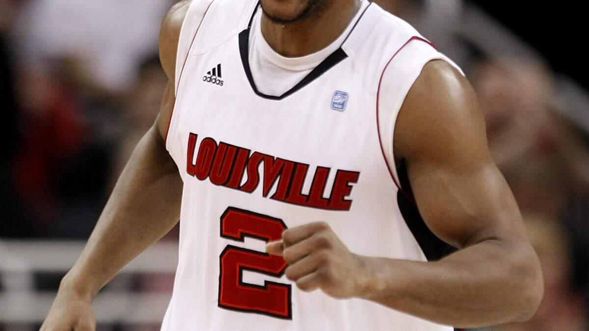 Connecticut Louisville Basketball