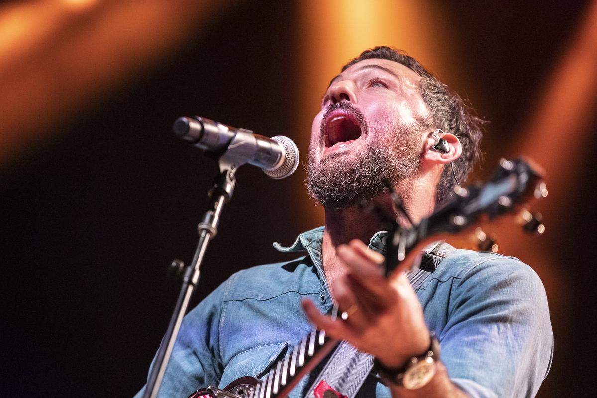 Scott Avett, of the Avett Brothers, during Saturday’s concert at Rupp Arena.