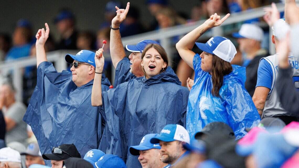 Will Sunday’s late super regional start time hurt Kentucky baseball?