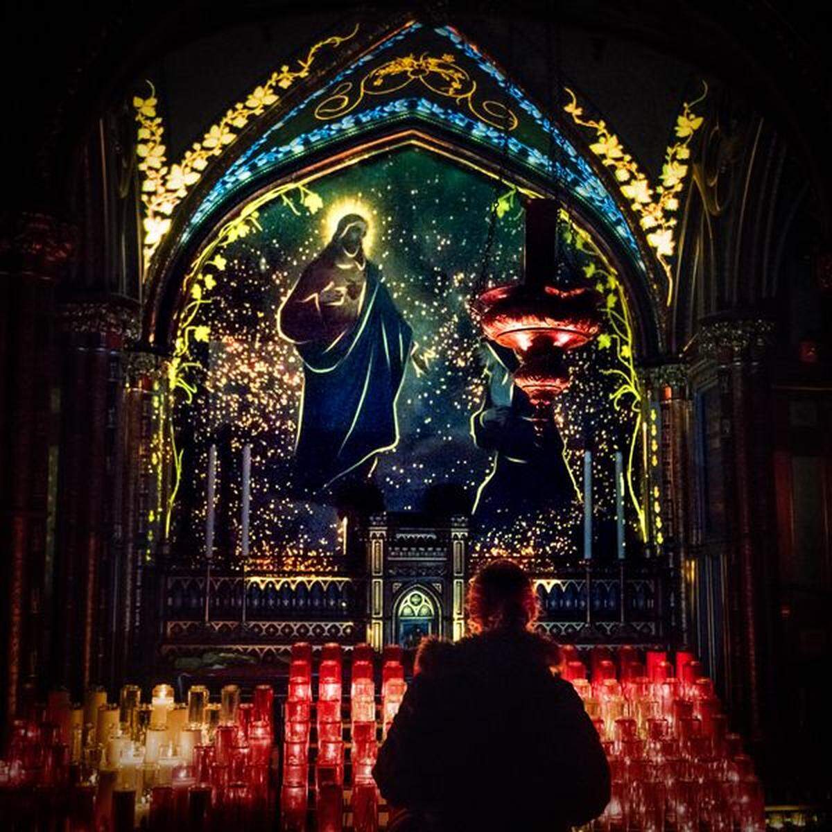 AURA, the sound and light show at Notre-Dame Basilica.